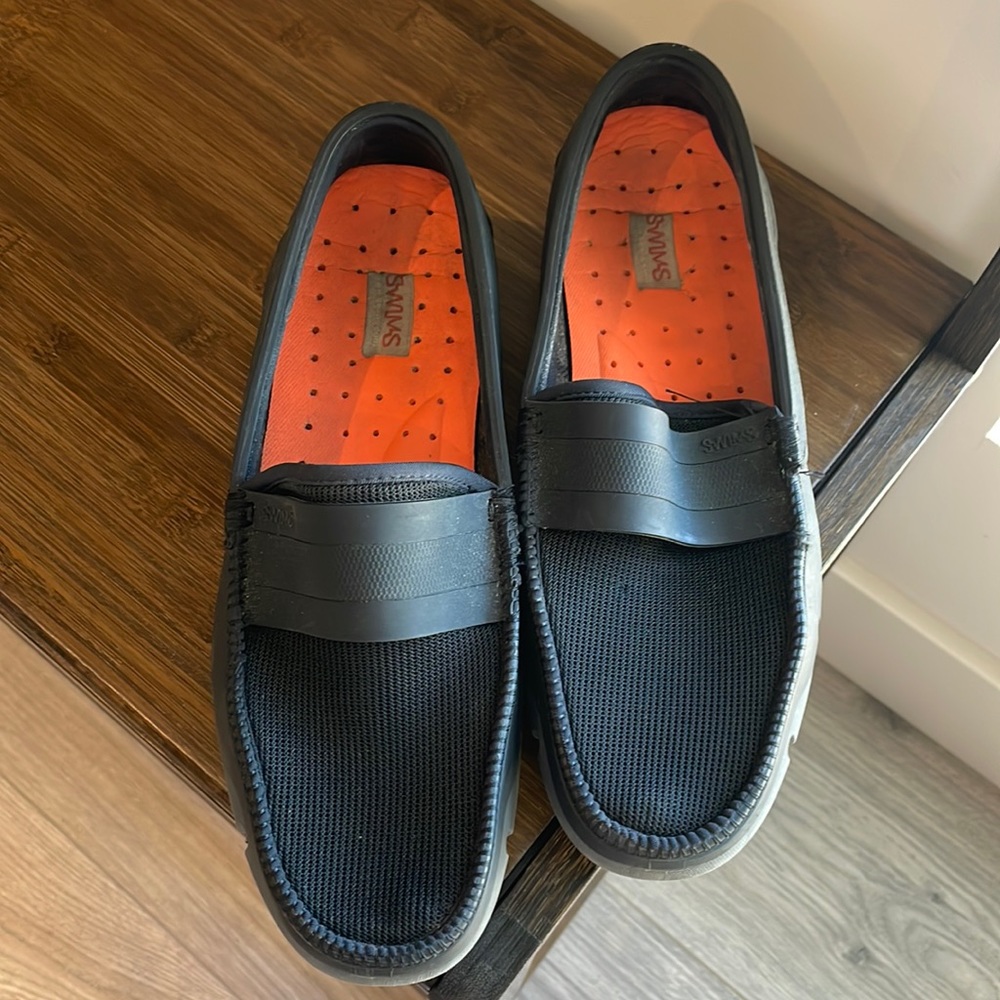 Black and Gray Men's Loafers